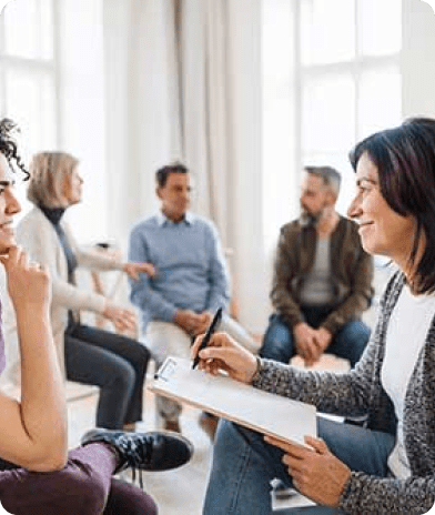 Alcohol Addiction Treatment 8 group of people receiving alcohol detox