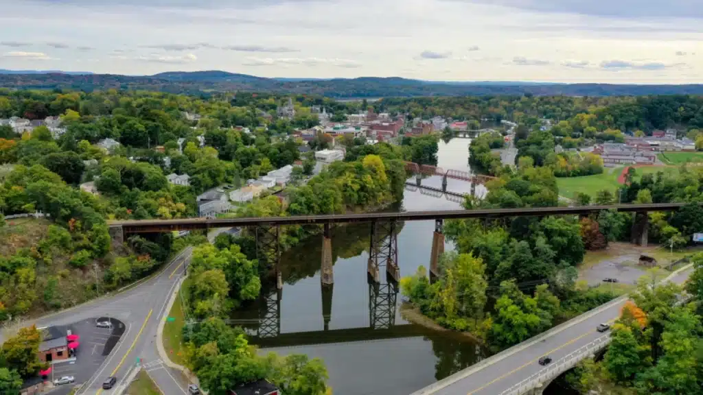 Catskills Teen Rehab: A Path to Renewal 5 A town in the Catskills with lots of trees. Teen rehab in the Catskills offers a serene and therapeutic environment for adolescents.